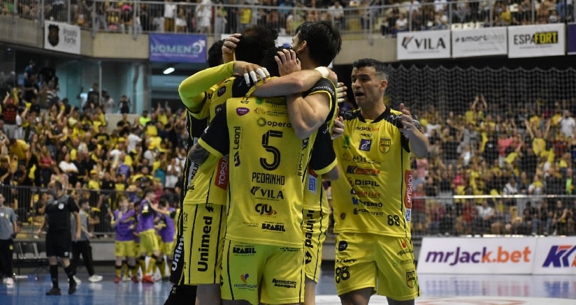 Futsal: LNF define as datas e os horários das semifinais entre Jaraguá e Pato