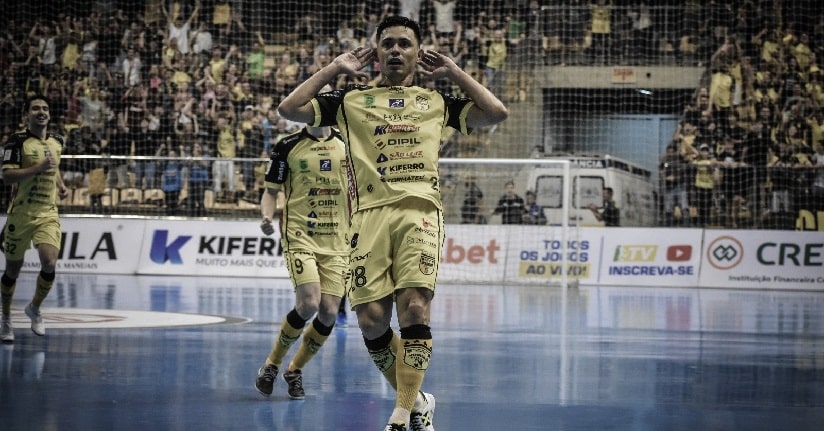 Futsal: Jaraguá visita o Carlos Barbosa pelas quartas de final da LNF