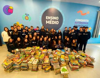 Estudantes de Jaraguá arrecadam mais de 2 mil livros para doação