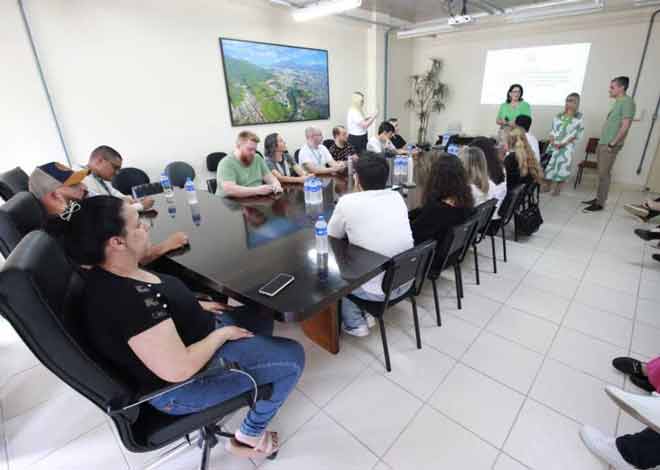 Roda de conversa debate a masculinidade 