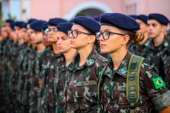 Mulheres poderão se alistar nas Forças Armadas