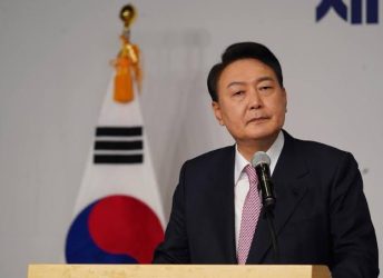 Presidente da Coreia do Sul anuncia lei marcial em pronunciamento ao vivo