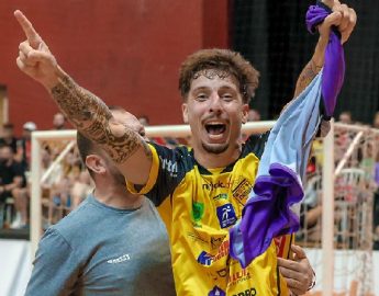 Futsal: Jaraguá anuncia renovação do ala Jamur para 2025