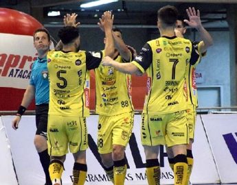 Futsal: Jaraguá bate o Joinville na primeira final da Série Ouro na Arena