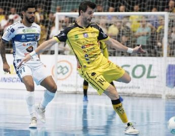 Futsal: Eka relembra reformulação no Jaraguá até o time voltar à decisão da LNF