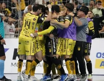 Futsal: Jaraguá vive o sonho do pentacampeonato da LNF