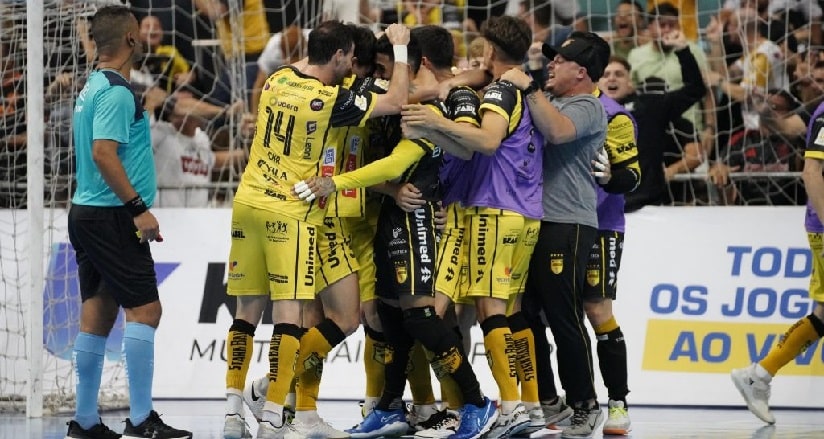 Futsal: Jaraguá vive o sonho do pentacampeonato da LNF