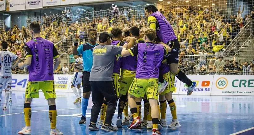 Futsal: Jaraguá inicia venda dos ingressos para jogo contra Joaçaba