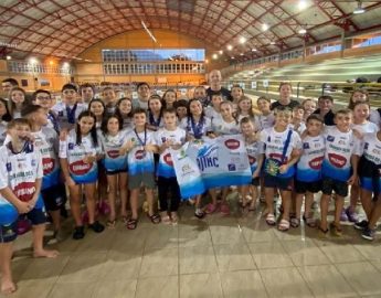 Natação: Jaraguá do Sul empilha medalhas no Festival Estadual Mirim Petiz