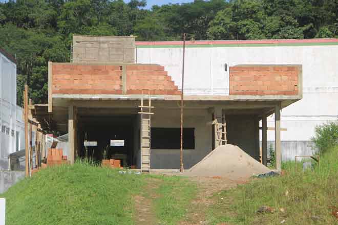 Obras da lanchonete e sanitários