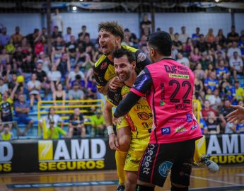 Futsal: Jaraguá encara Timbó na semifinal do Torneio de Verão de Indaial