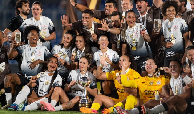 Futebol: Corinthians feminino é eleito o quarto melhor time do ano