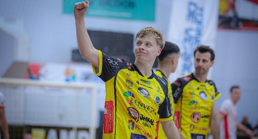 Futsal: Jaraguá faz segundo jogo no Torneio de Verão de Indaial