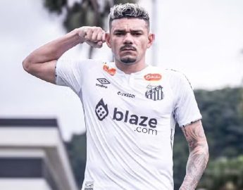 Futebol: Santos anuncia a contratação do atacante Tiquinho Soares