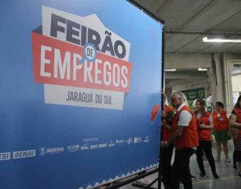 Oitenta e sete empresas e mais de 3,2 mil vagas no Feirão de Empregos