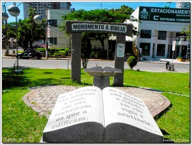 Vereadores propõem um monumento