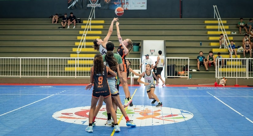 Basquete: AJAB vence os primeiros desafios contra os argentinos do Tirica