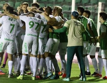 Futebol: Chapecoense bate o Figueirense no Campeonato Catarinense