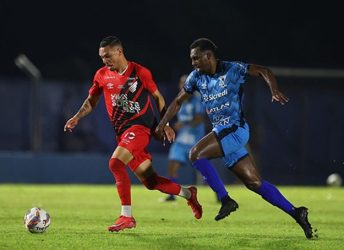 Futebol: Azuriz e Athletico ficam no empate pela ida das quartas de final do Paranaense