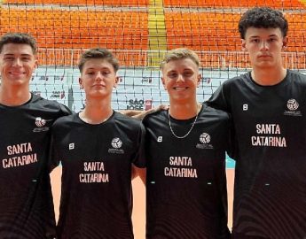 Vôlei: Atletas de Jaraguá do Sul participam de treinos da seleção catarinense sub-18