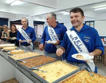 Sociedade Aliança celebra Königfest com homenagens, música e gastronomia