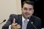 Flávio Bolsonaro aciona TCU contra Lula 