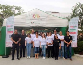 Ação na praça celebra o Dia do Consumidor