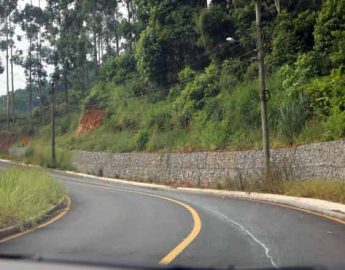 Concluída pavimentação e melhorias estruturais na Rua Antônio Ribeiro