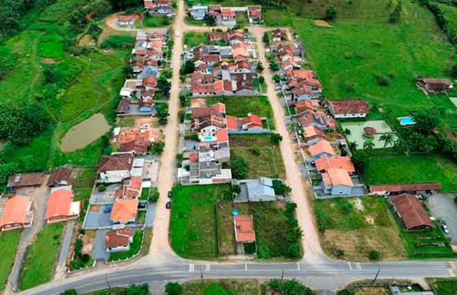 Moradores do Rio da Luz