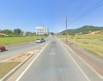 Manutenção na rede de drenagem da Rua Feliciano Bortolini nesta quinta-feira (20)