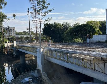 Ponte do Brasão avança e chega a 65% de conclusão