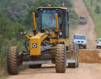 Localidade de Ribeirão Manso recebe melhorias